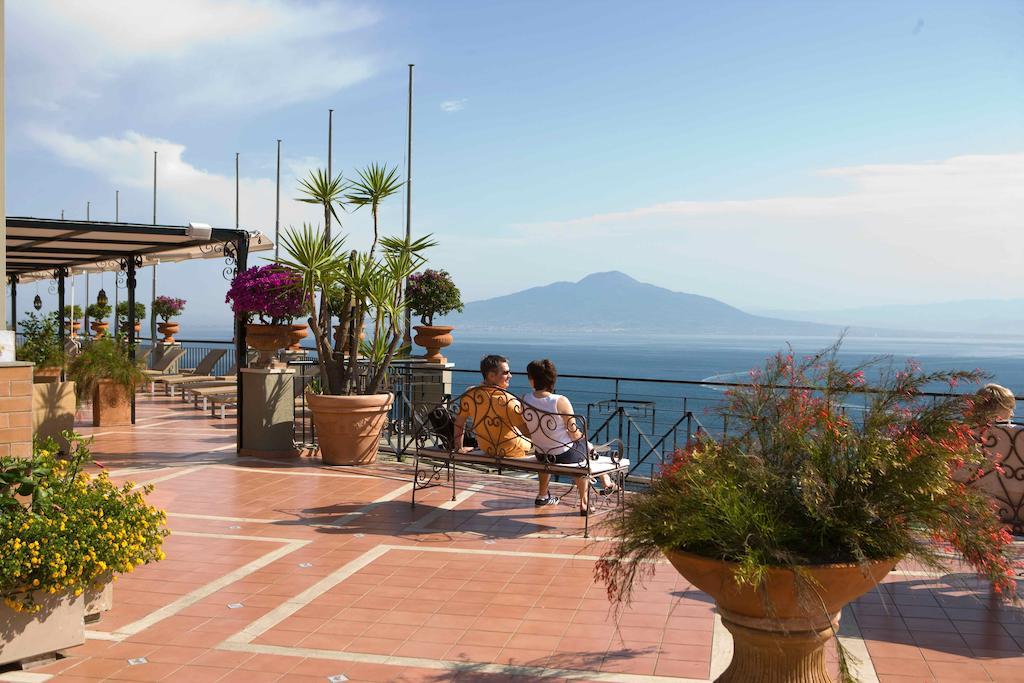 Hotel Bristol Sorrento Esterno foto