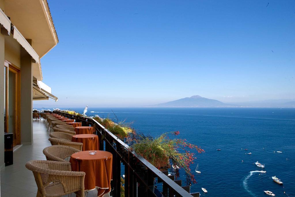 Hotel Bristol Sorrento Esterno foto
