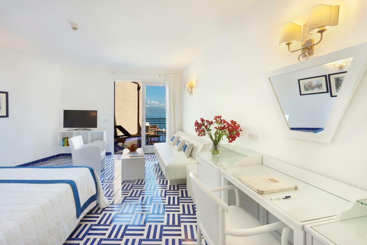 Hotel Bristol Sorrento Esterno foto