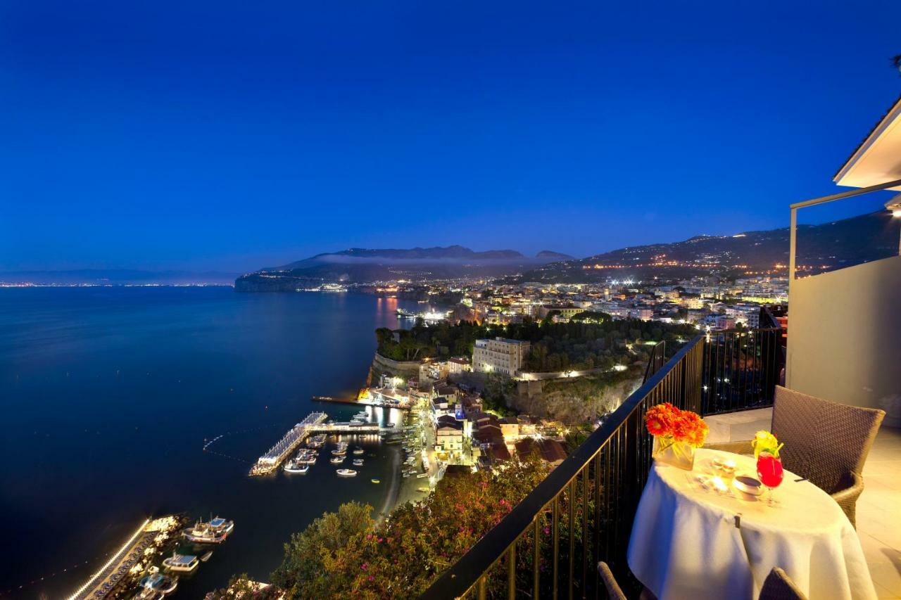 Hotel Bristol Sorrento Esterno foto