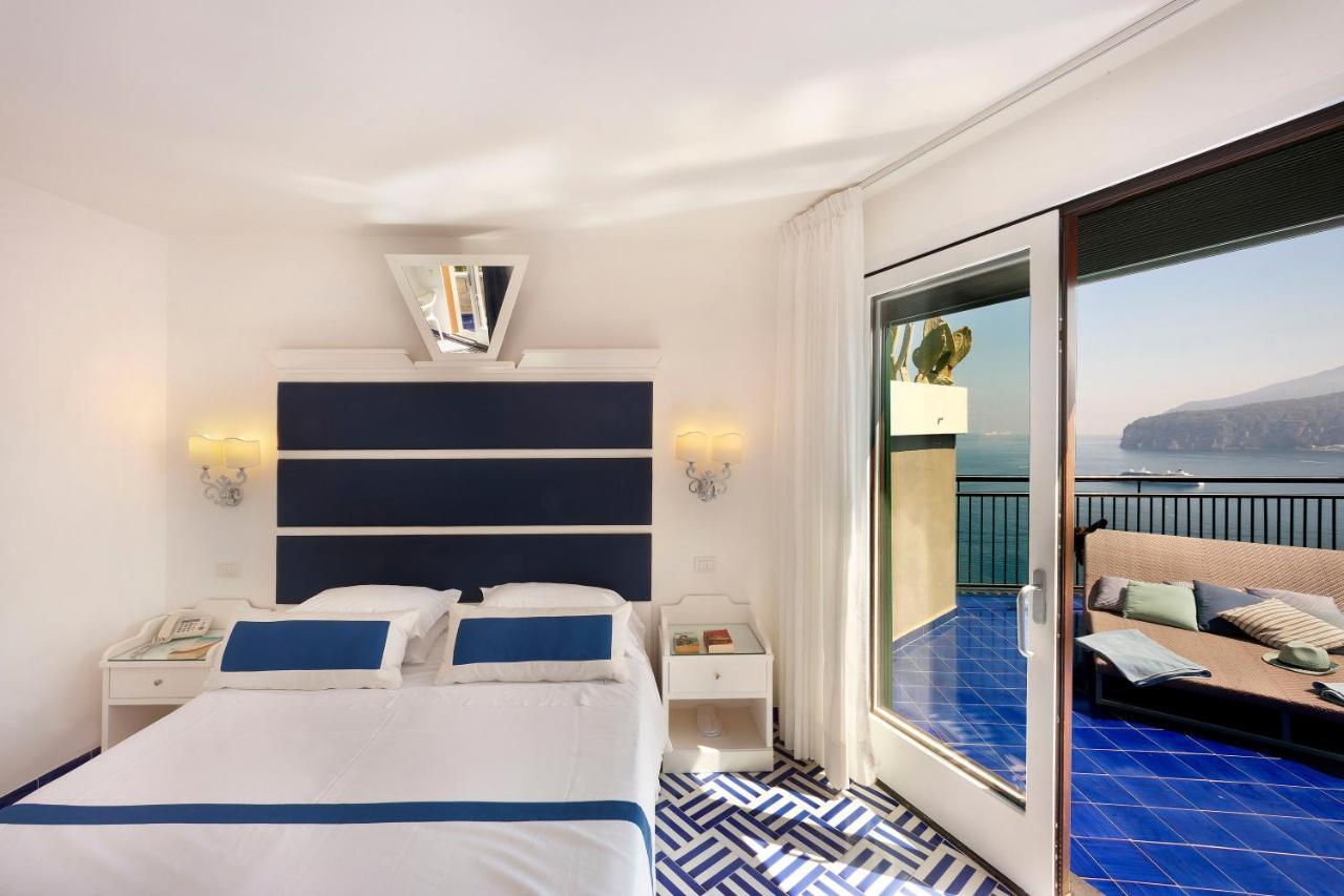 Hotel Bristol Sorrento Esterno foto