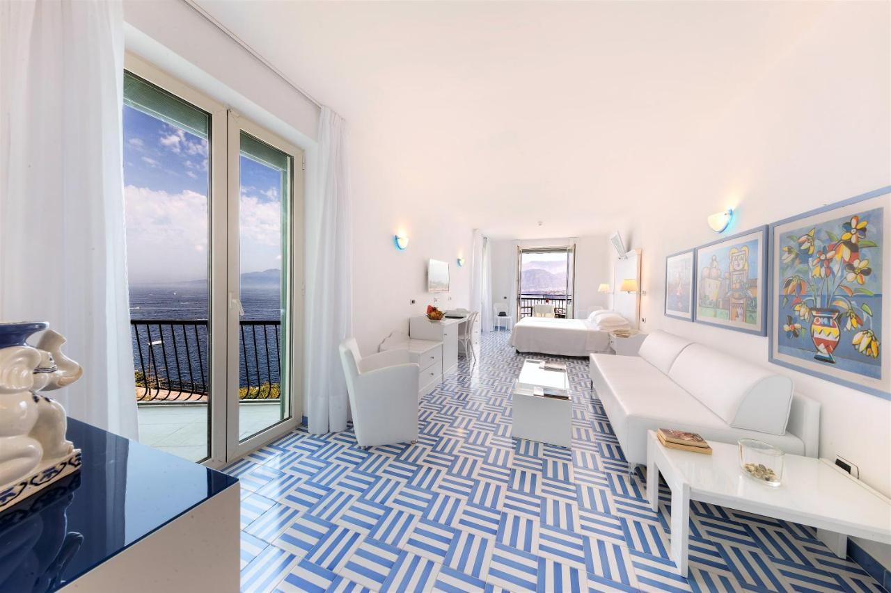 Hotel Bristol Sorrento Esterno foto