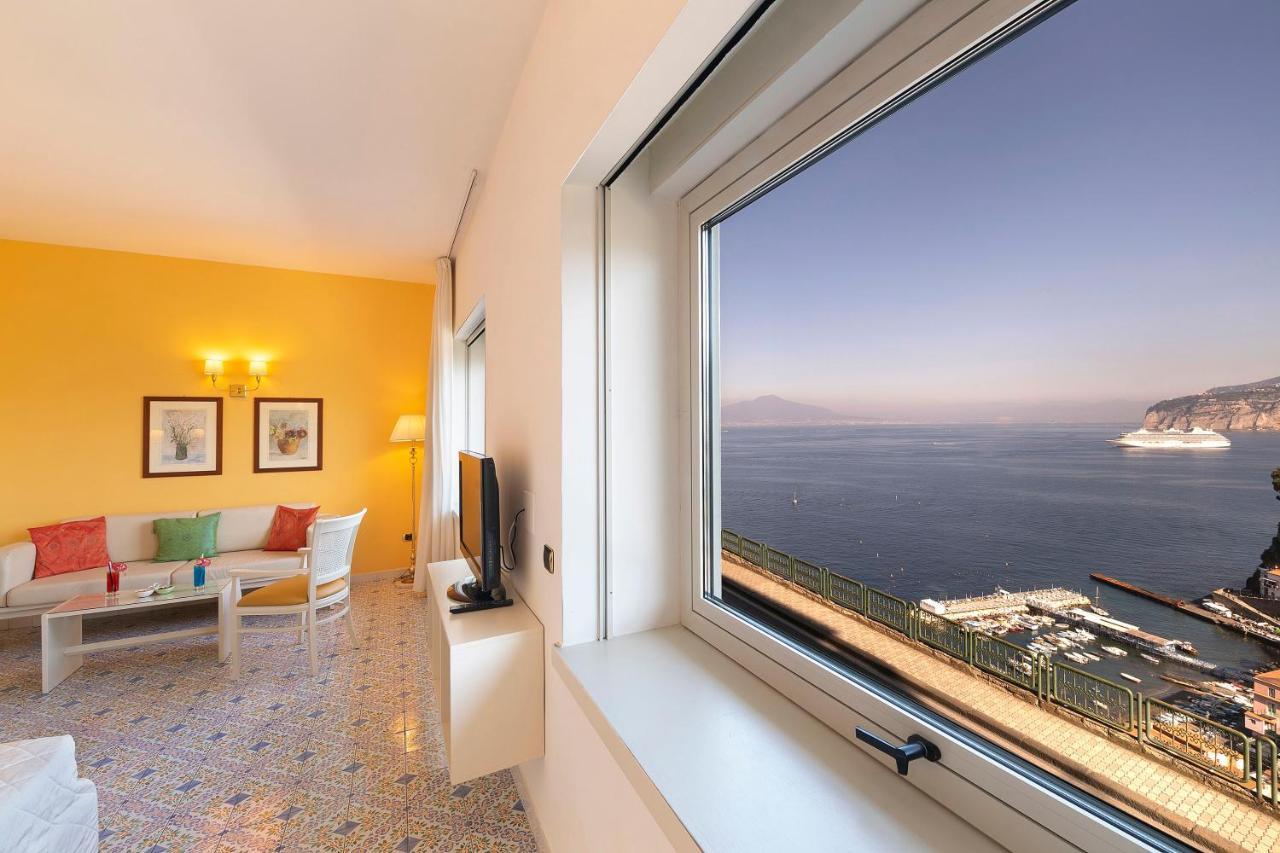 Hotel Bristol Sorrento Esterno foto