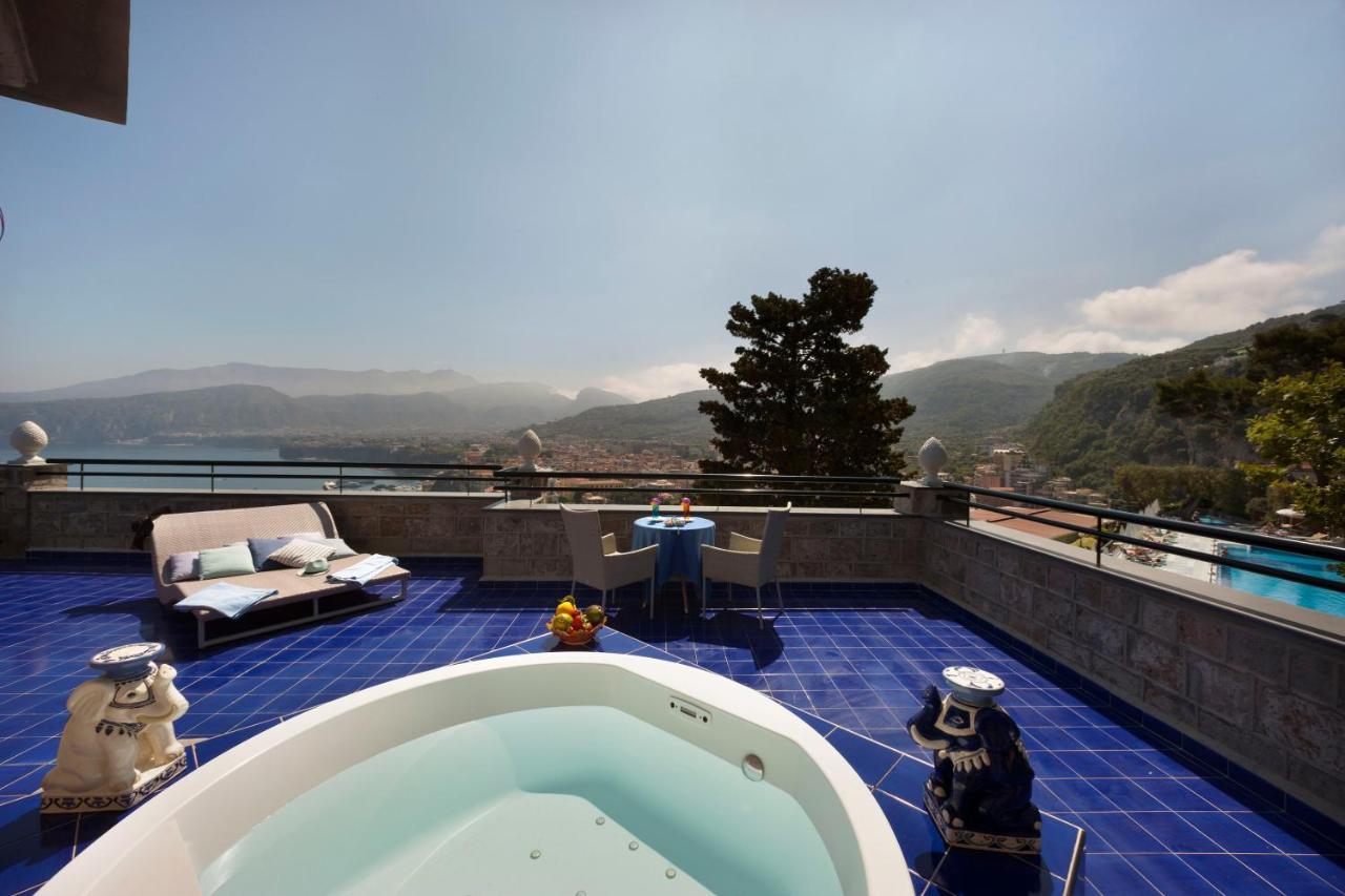 Hotel Bristol Sorrento Esterno foto