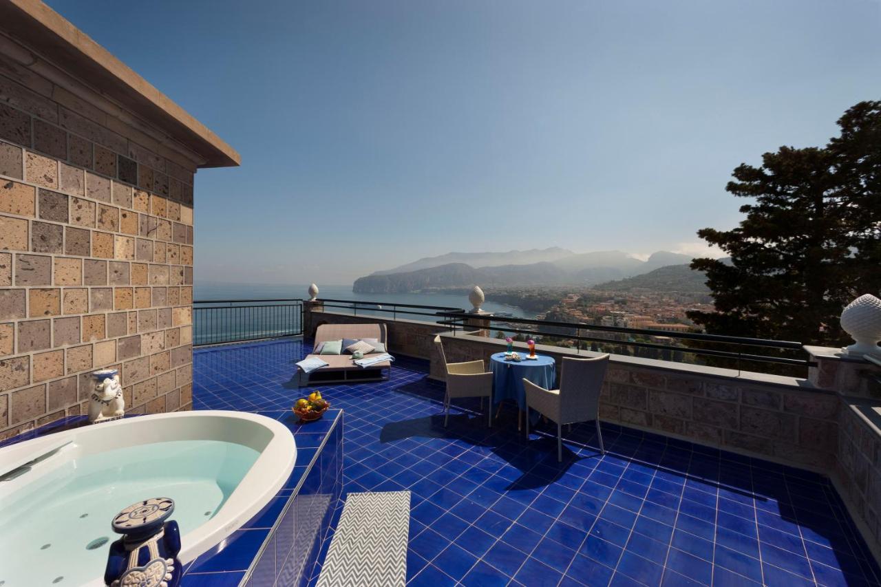 Hotel Bristol Sorrento Esterno foto