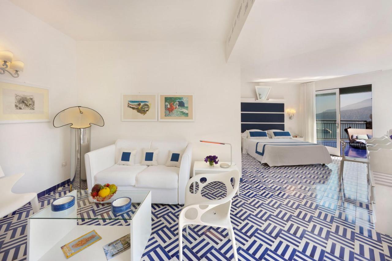 Hotel Bristol Sorrento Esterno foto