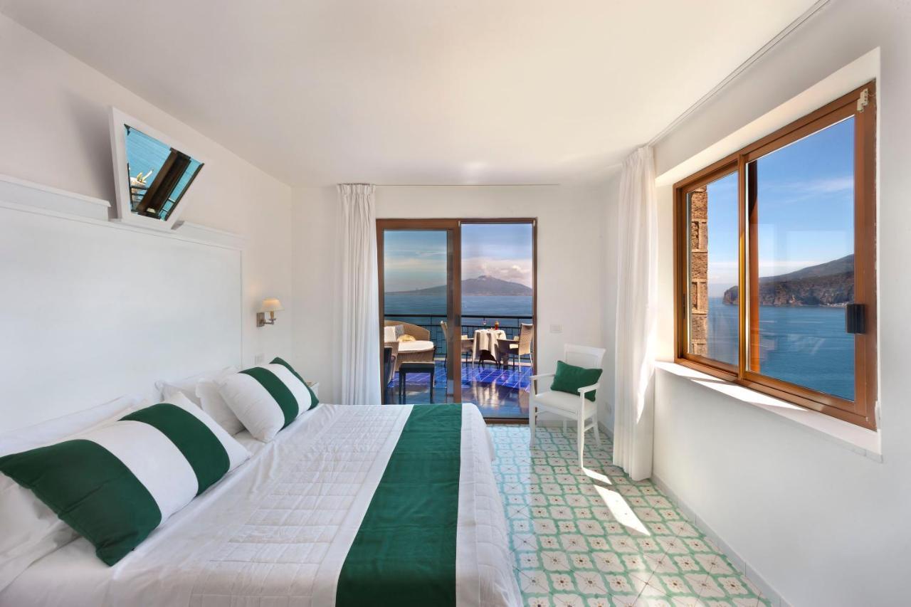Hotel Bristol Sorrento Esterno foto